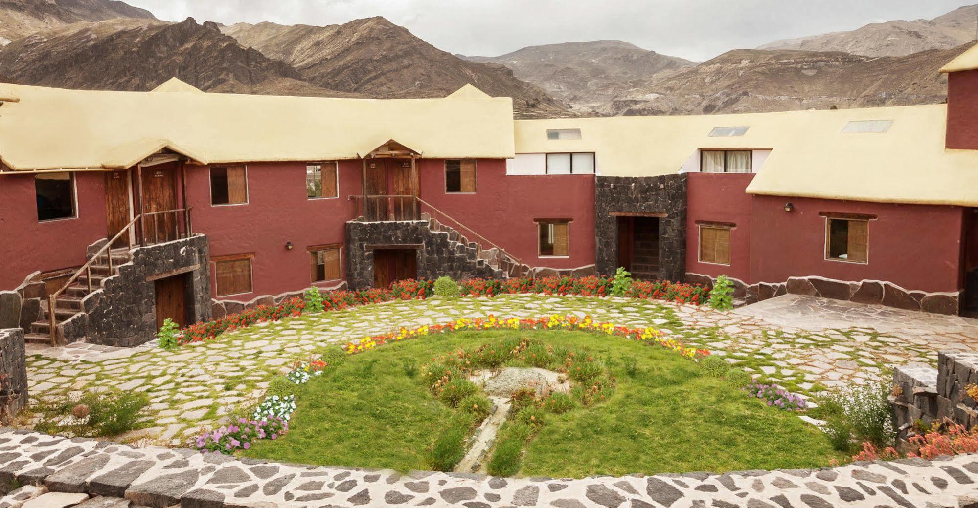 Hotel Pozo del Cielo Chivay Exterior foto